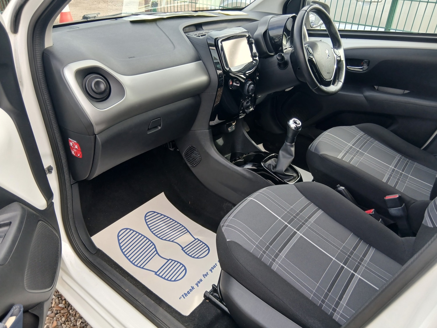 Used Peugeot 108 2016 for sale - 77915791: Photo 9