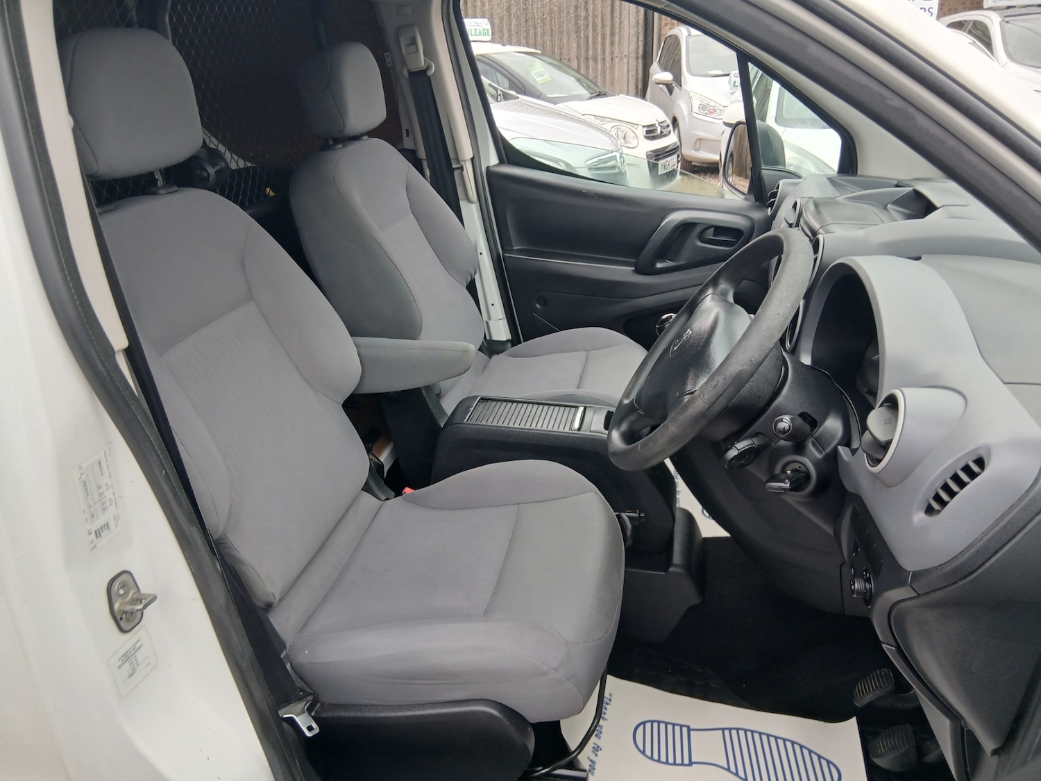 Used Peugeot Partner 2012 for sale - 77529771: Photo 10