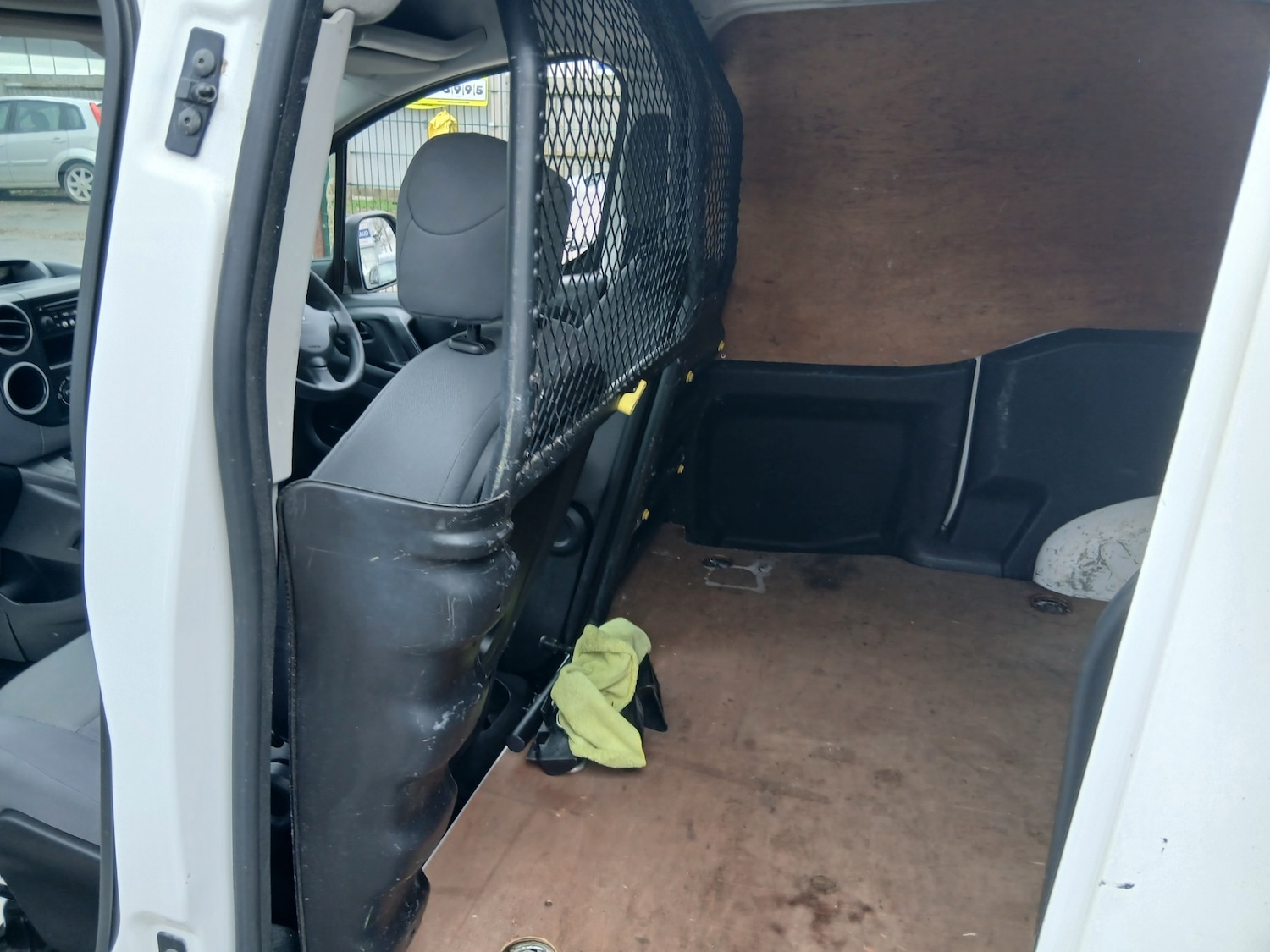 Used Peugeot Partner 2012 for sale - 77529771: Photo 16