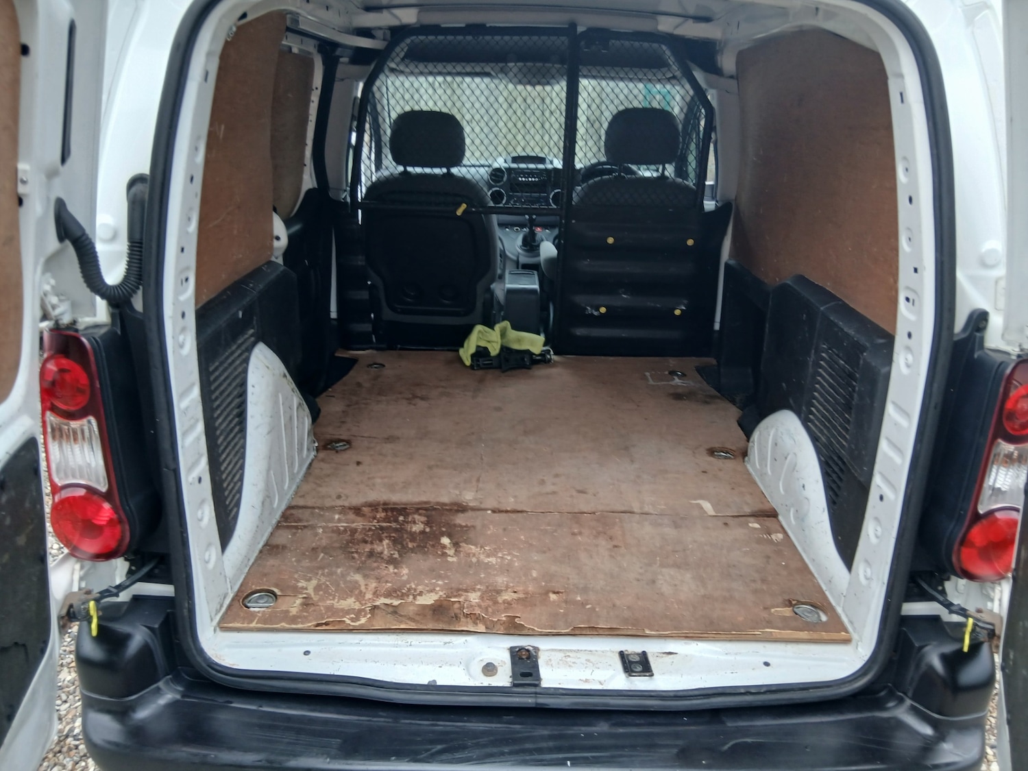 Used Peugeot Partner 2012 for sale - 77529771: Photo 17