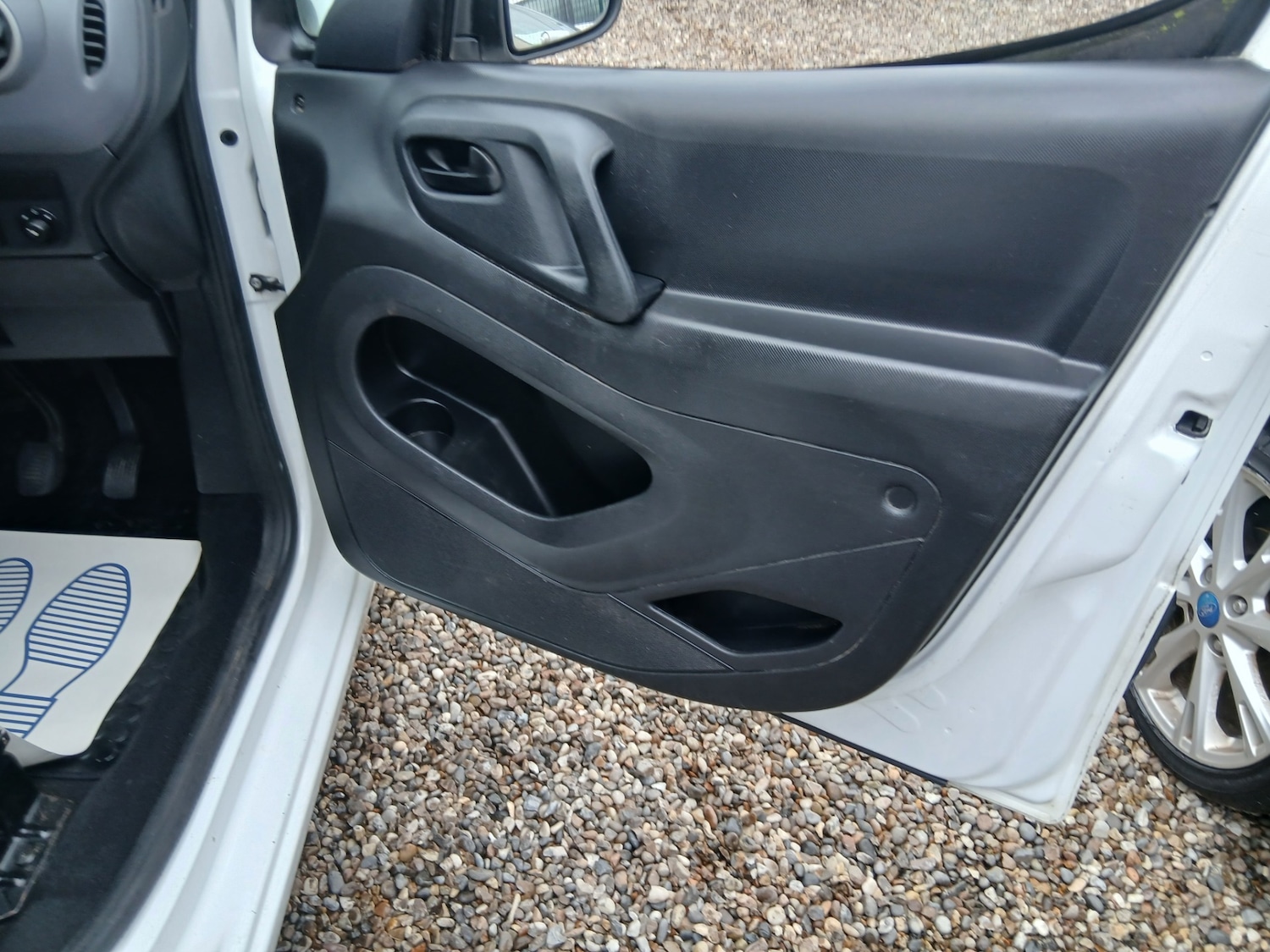 Used Peugeot Partner 2012 for sale - 77529771: Photo 9