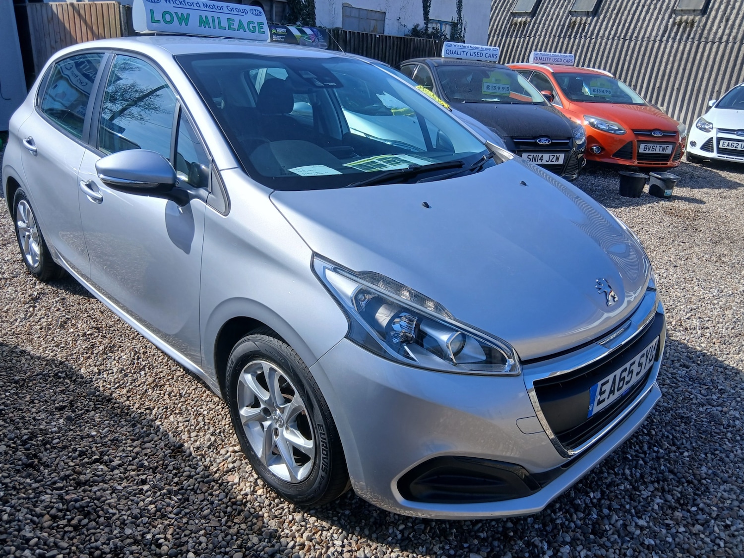 Used Peugeot 208 2015 for sale - 77973911: Photo 1