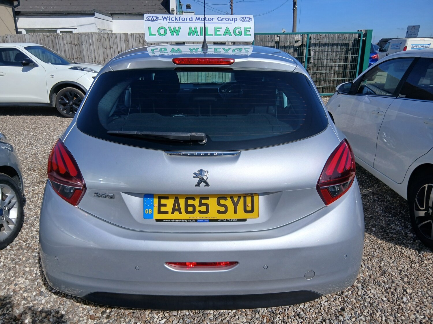 Used Peugeot 208 2015 for sale - 77973911: Photo 3