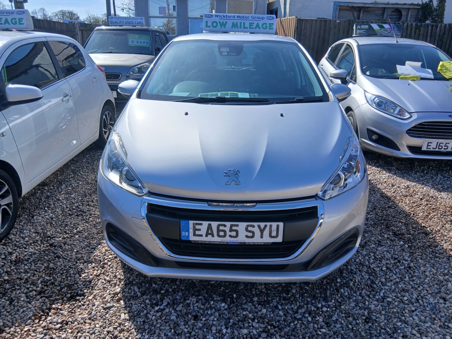 Used Peugeot 208 2015 for sale - 77973911: Photo 6