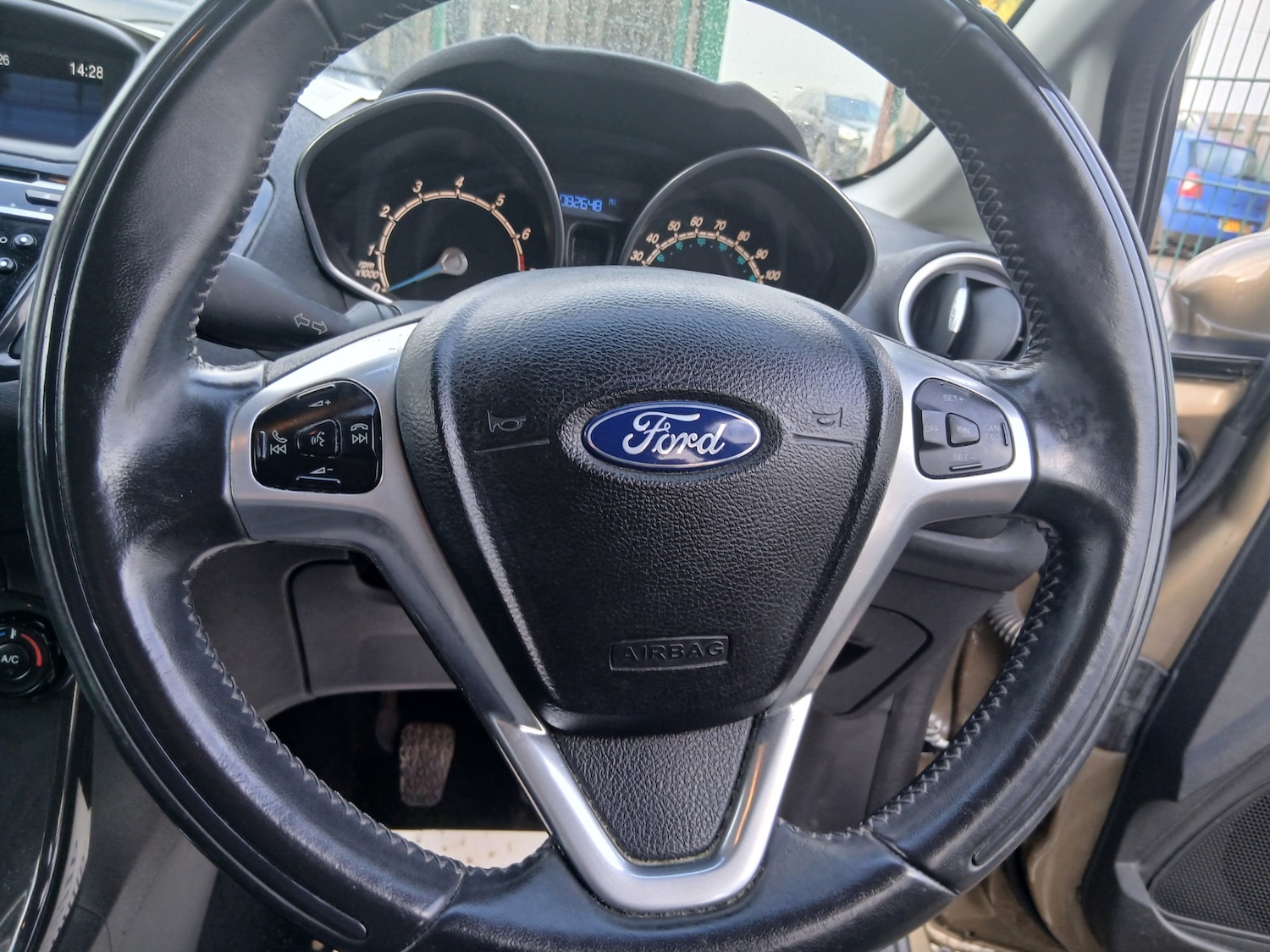 Used Ford Fiesta 2013 for sale - 77284064: Photo 19