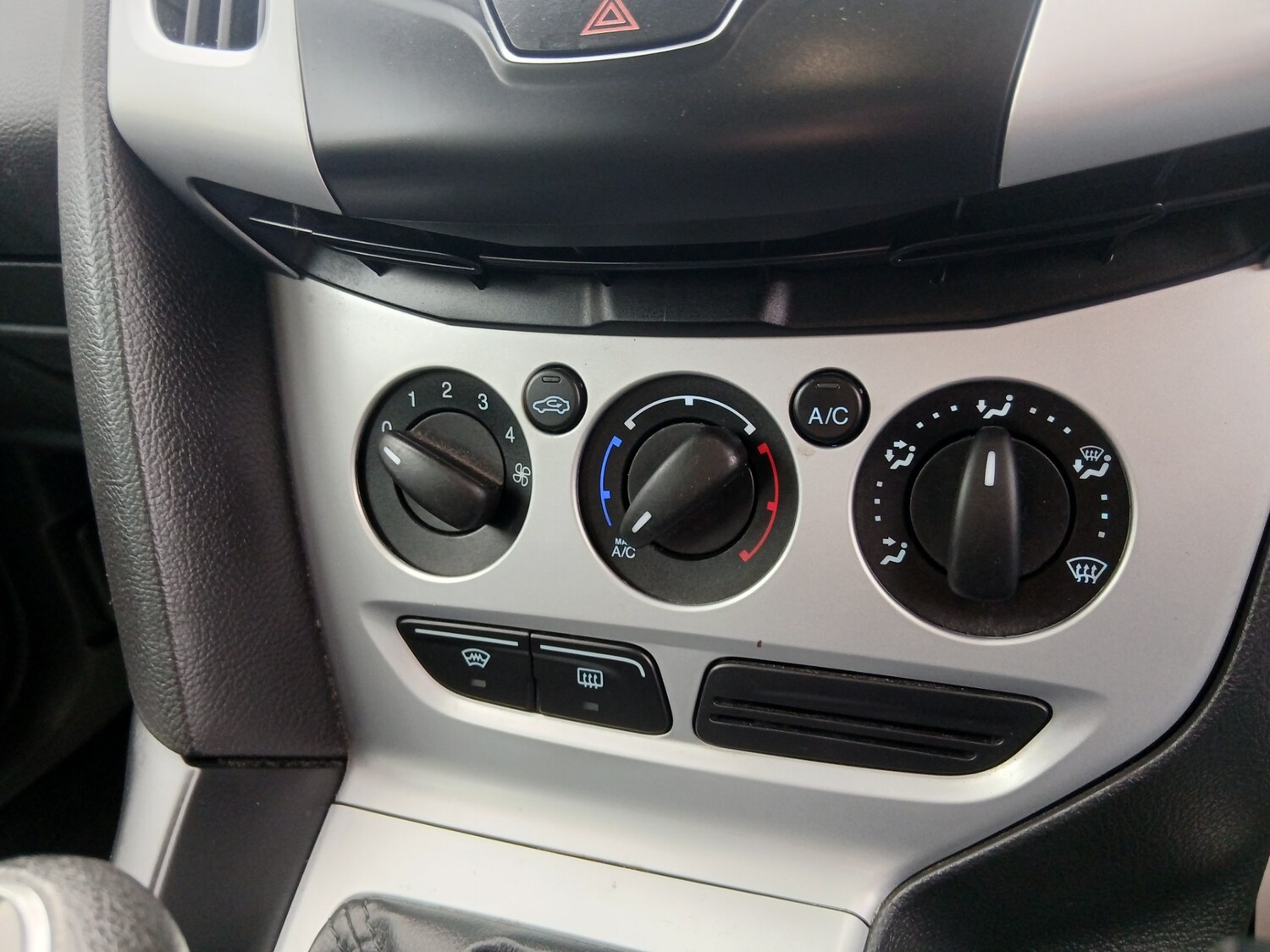 Used Ford Focus 2011 for sale - 78077283: Photo 18