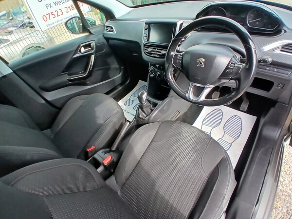 Used Peugeot 208 2018 for sale - 75535867: Photo 14
