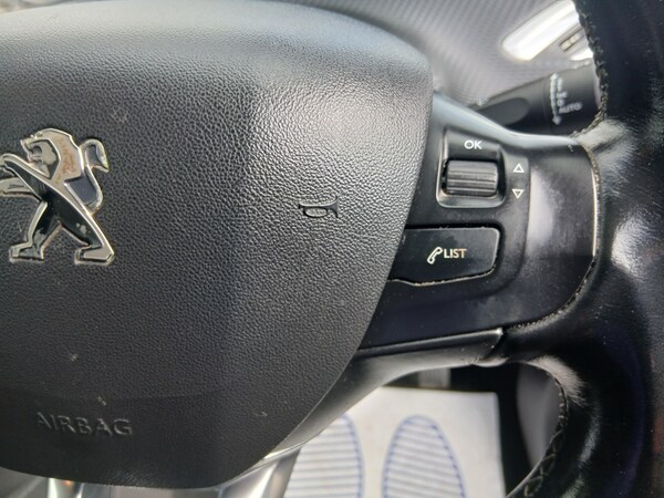 Used Peugeot 208 2018 for sale - 75535867: Photo 18