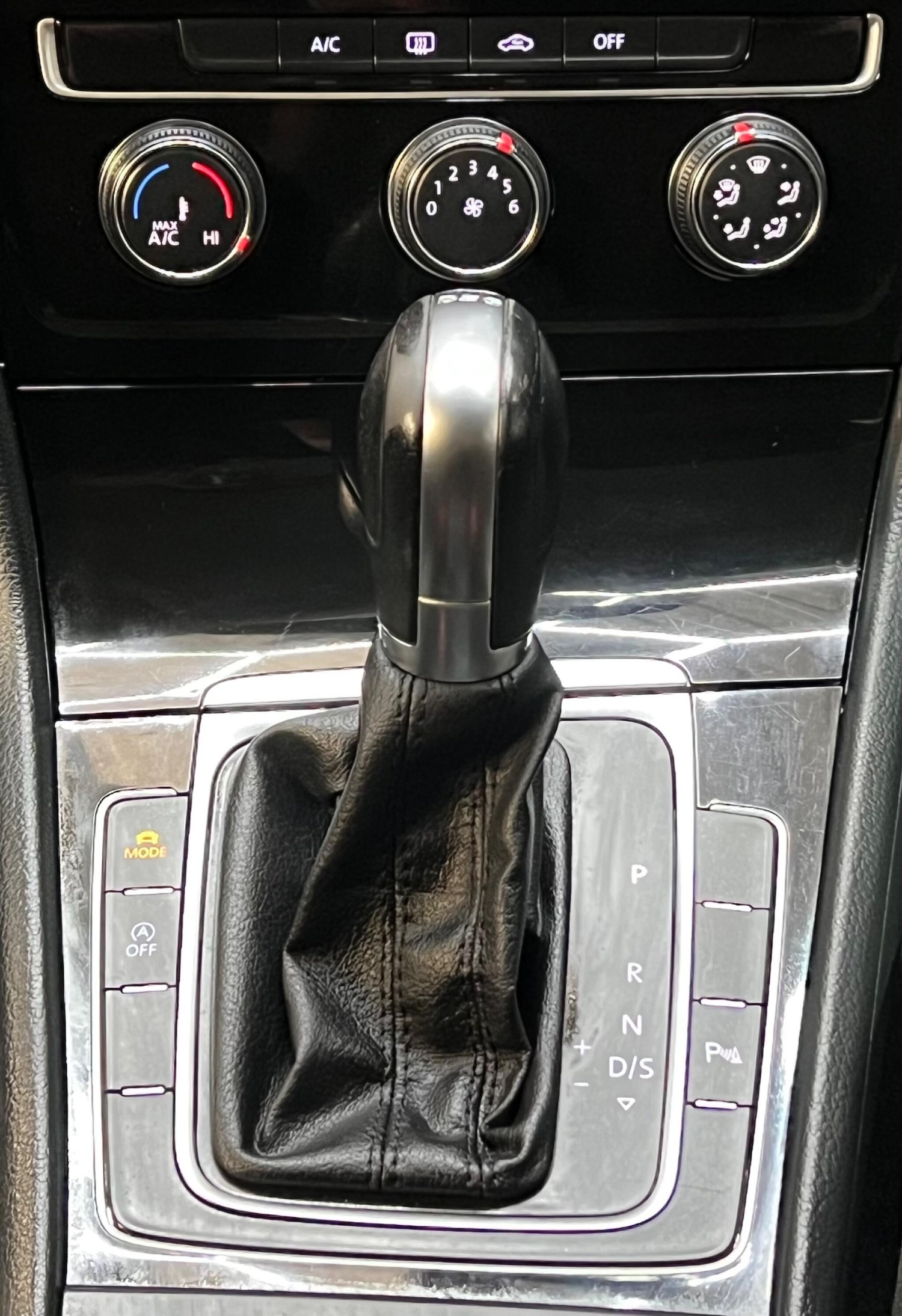 Used Volkswagen Golf 2014 for sale - 76752965: Photo 10