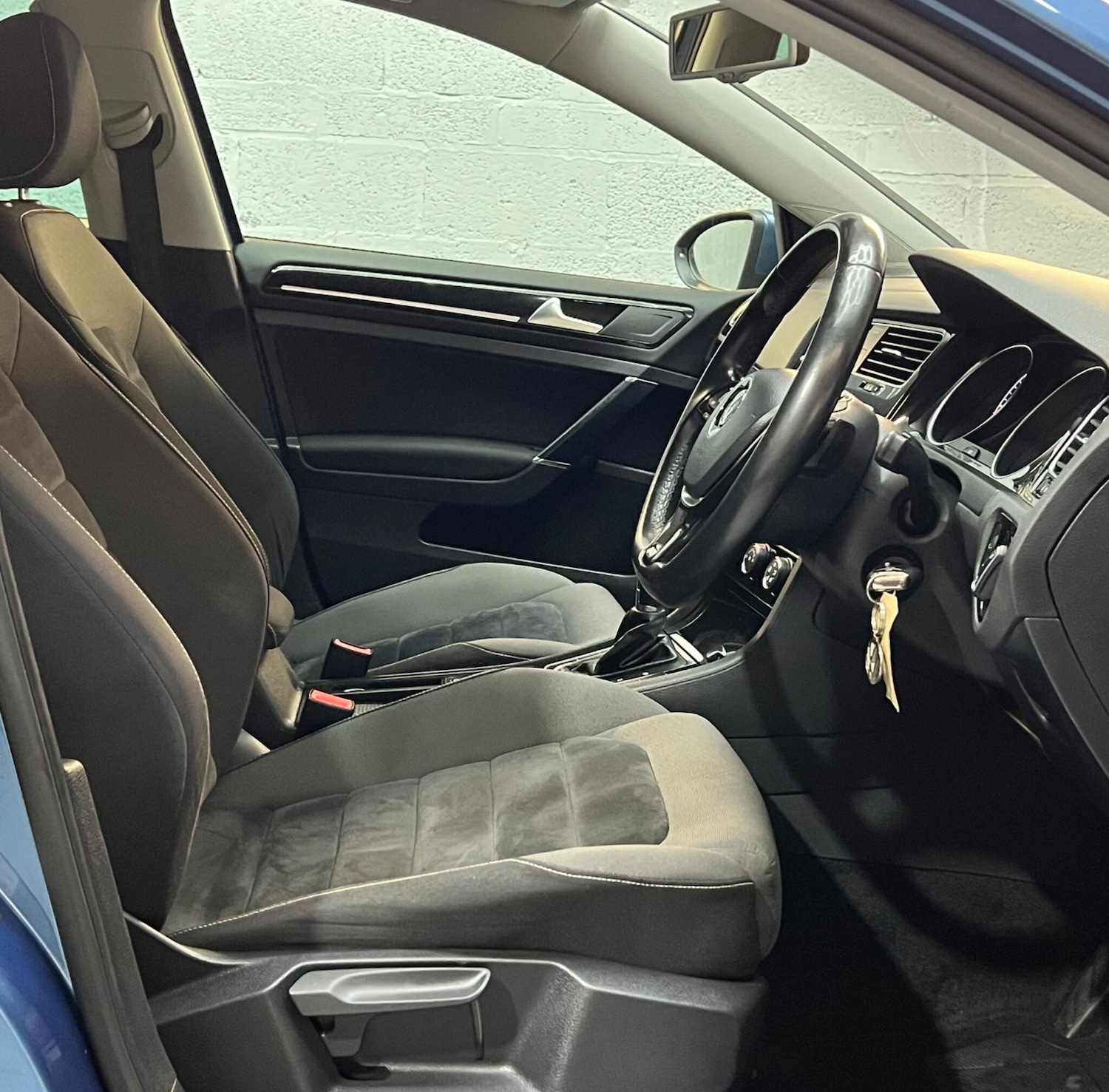 Used Volkswagen Golf 2014 for sale - 76752965: Photo 11