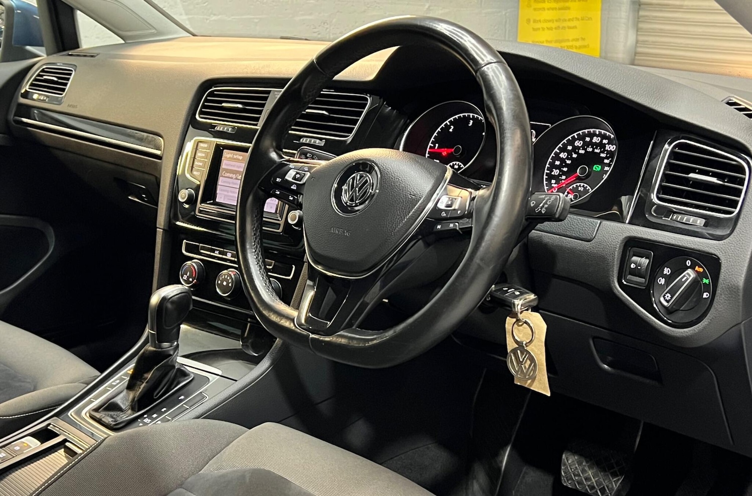 Used Volkswagen Golf 2014 for sale - 76752965: Photo 28