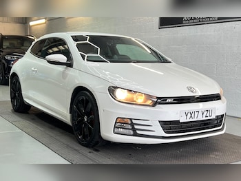 Used Volkswagen Scirocco 2017 for sale - 76234475: Photo 2