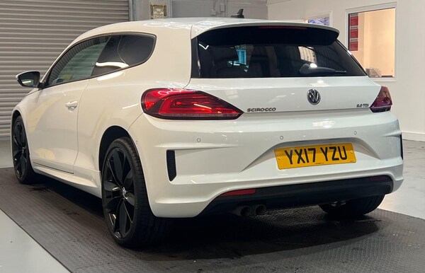 Used Volkswagen Scirocco 2017 for sale - 76234475: Photo 8