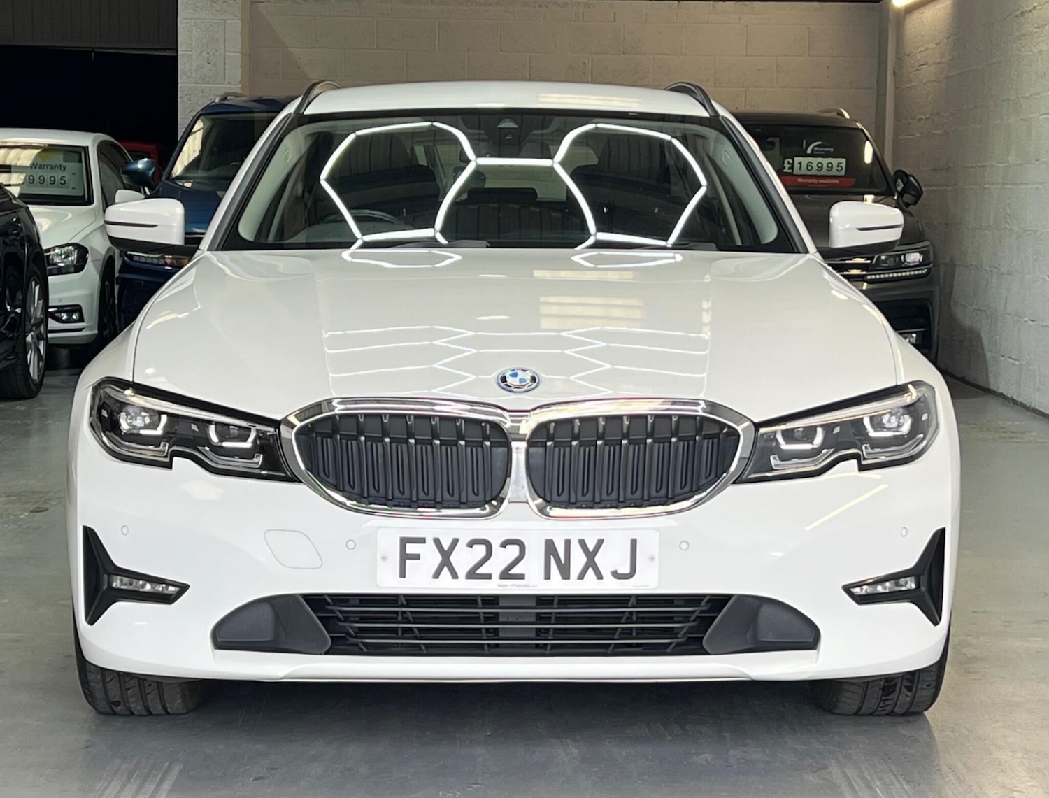 Used BMW 3 Series for sale - 78135518: Photo 2