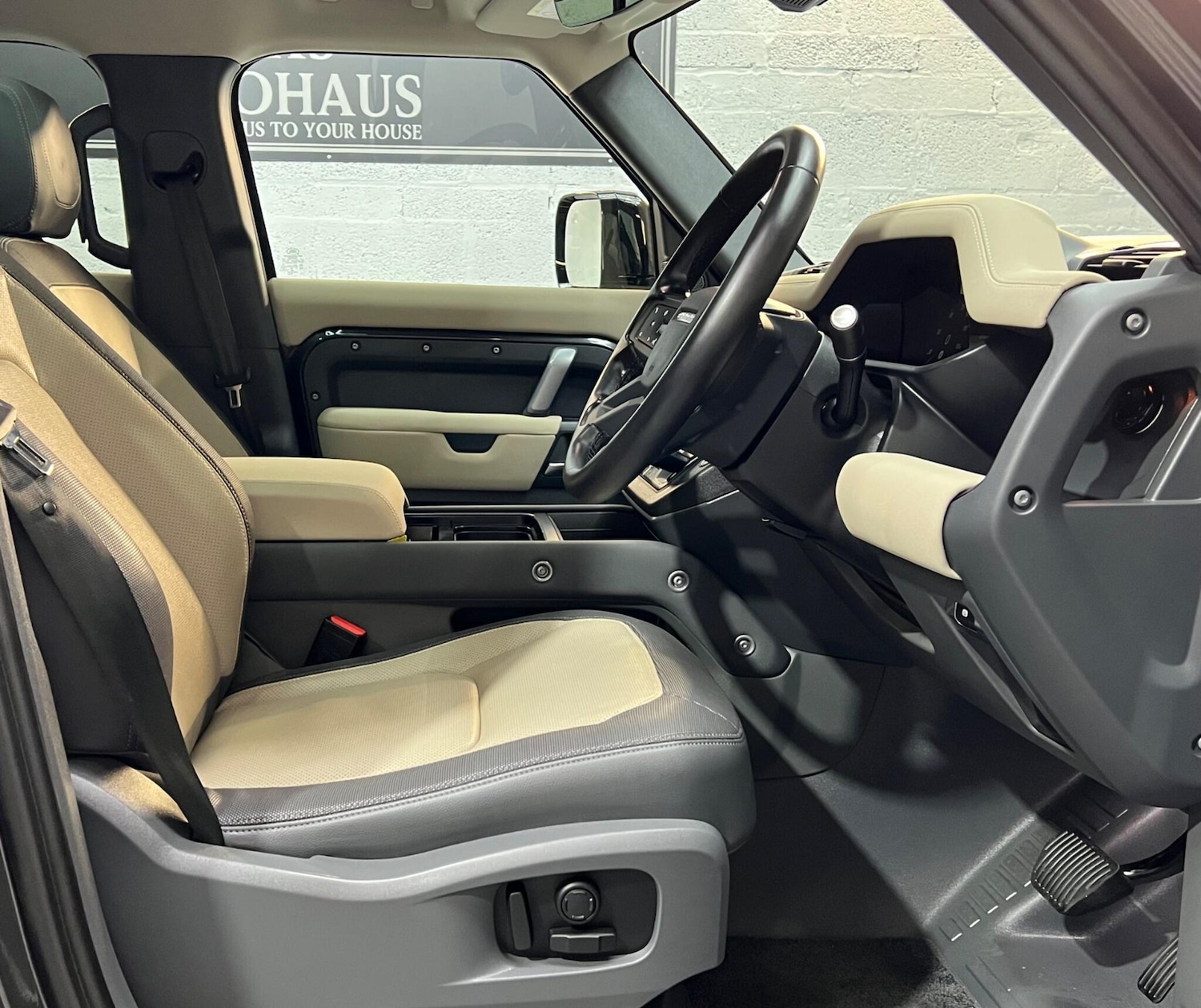 Used Land Rover Defender 110 2022 for sale - 76607102: Photo 14