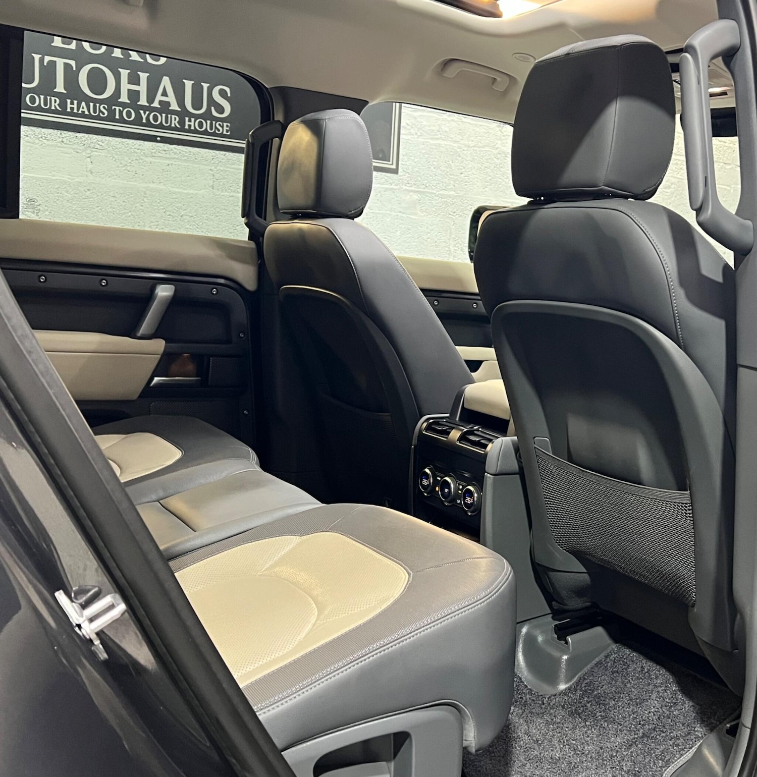 Used Land Rover Defender 110 2022 for sale - 76607102: Photo 18