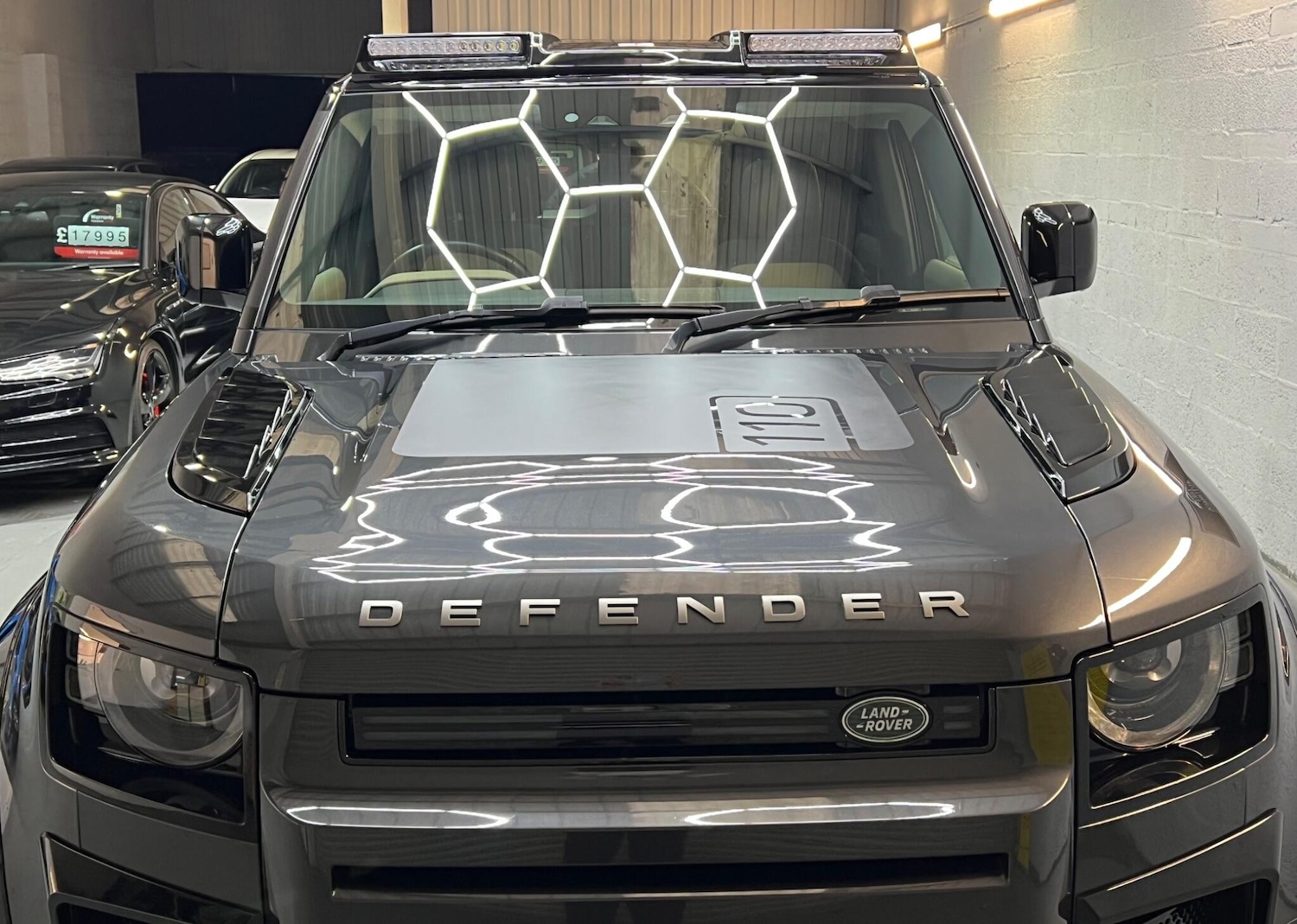 Used Land Rover Defender 110 2022 for sale - 76607102: Photo 9