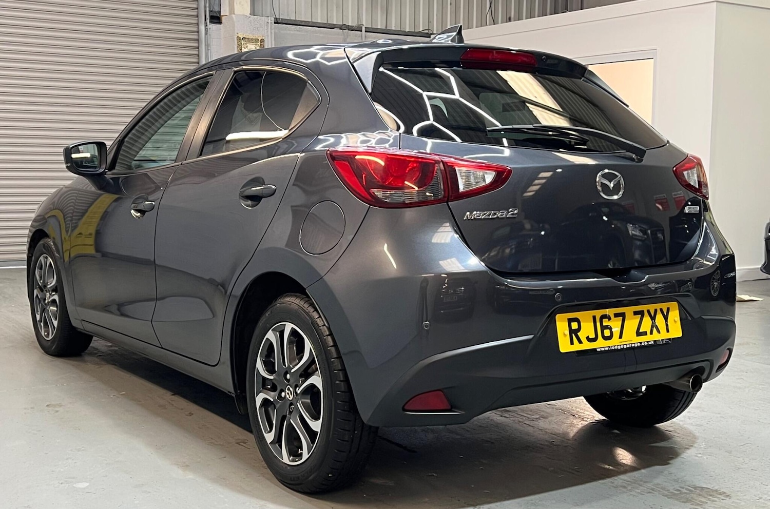 Used Mazda Mazda2 2018 for sale - 77633101: Photo 2