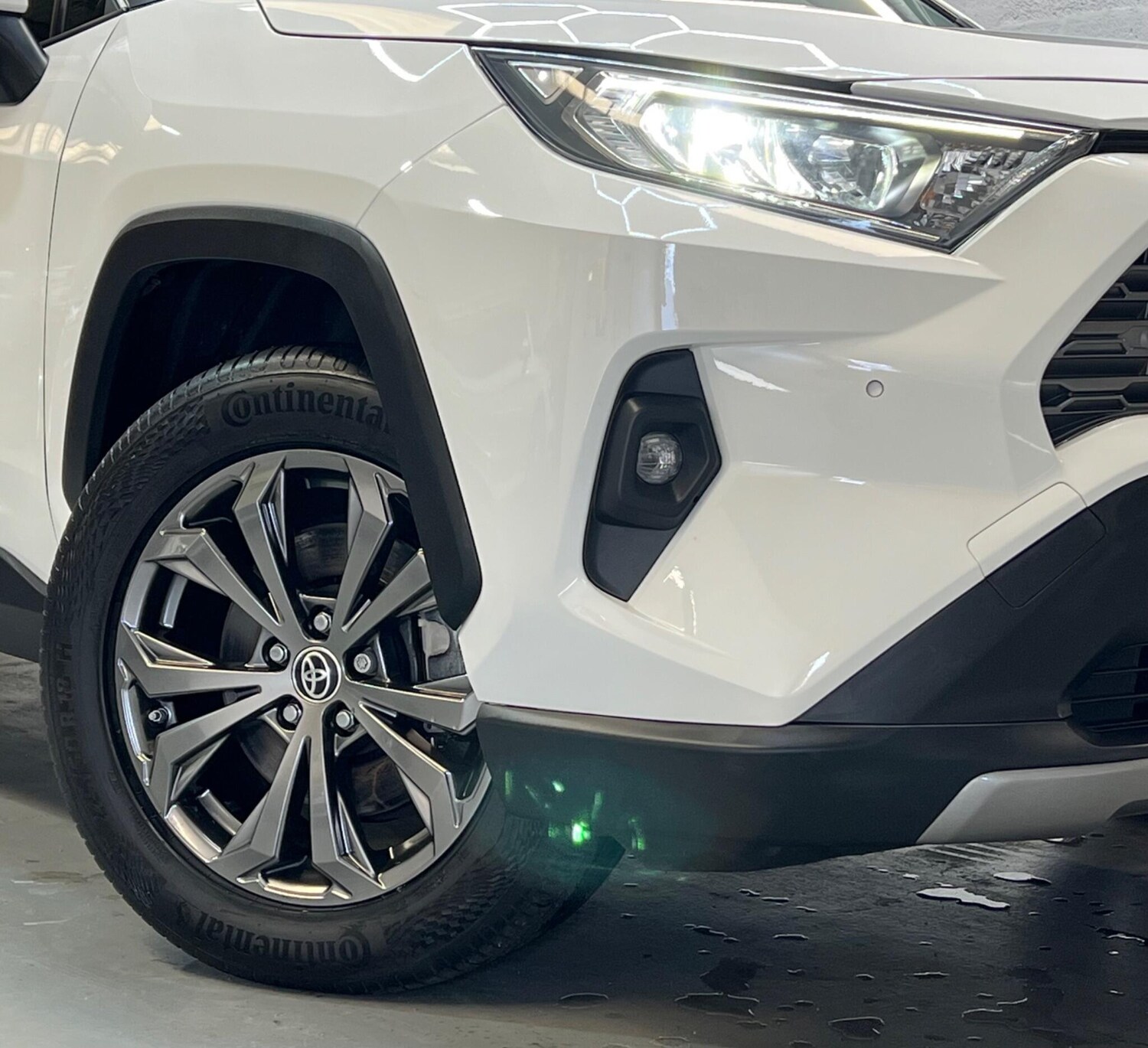 Used Toyota RAV4 2022 for sale - 77893097: Photo 24