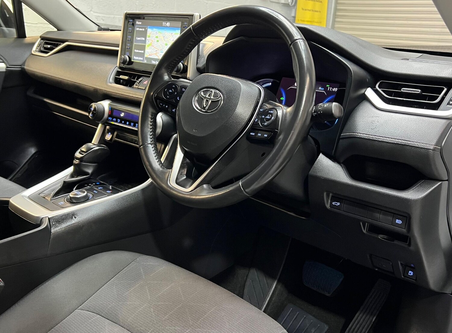 Used Toyota RAV4 2022 for sale - 77893097: Photo 38