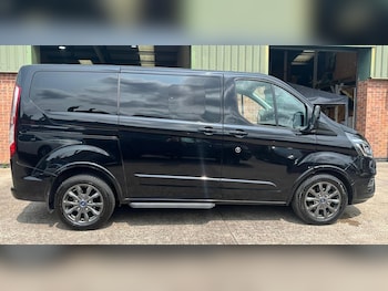 Used Ford Tourneo Custom 2019 for sale - 76020791: Photo