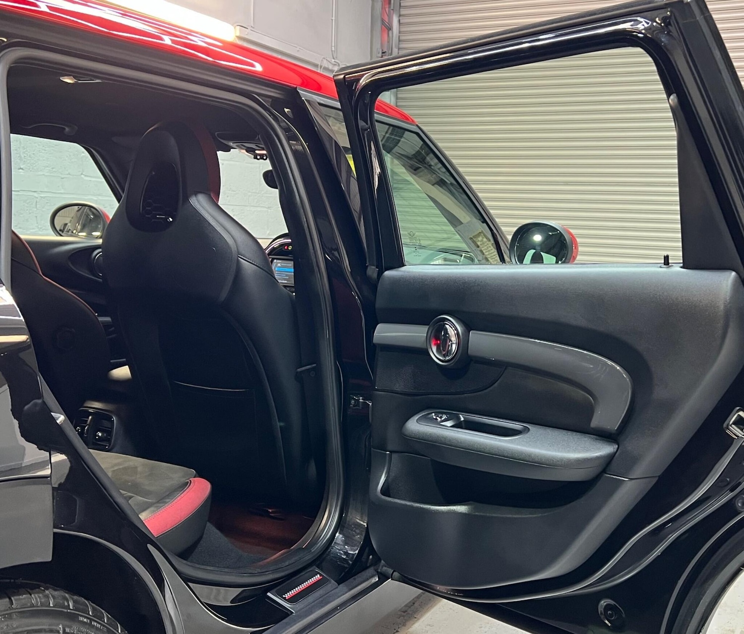 Used MINI Clubman 2018 for sale - 76935894: Photo 15