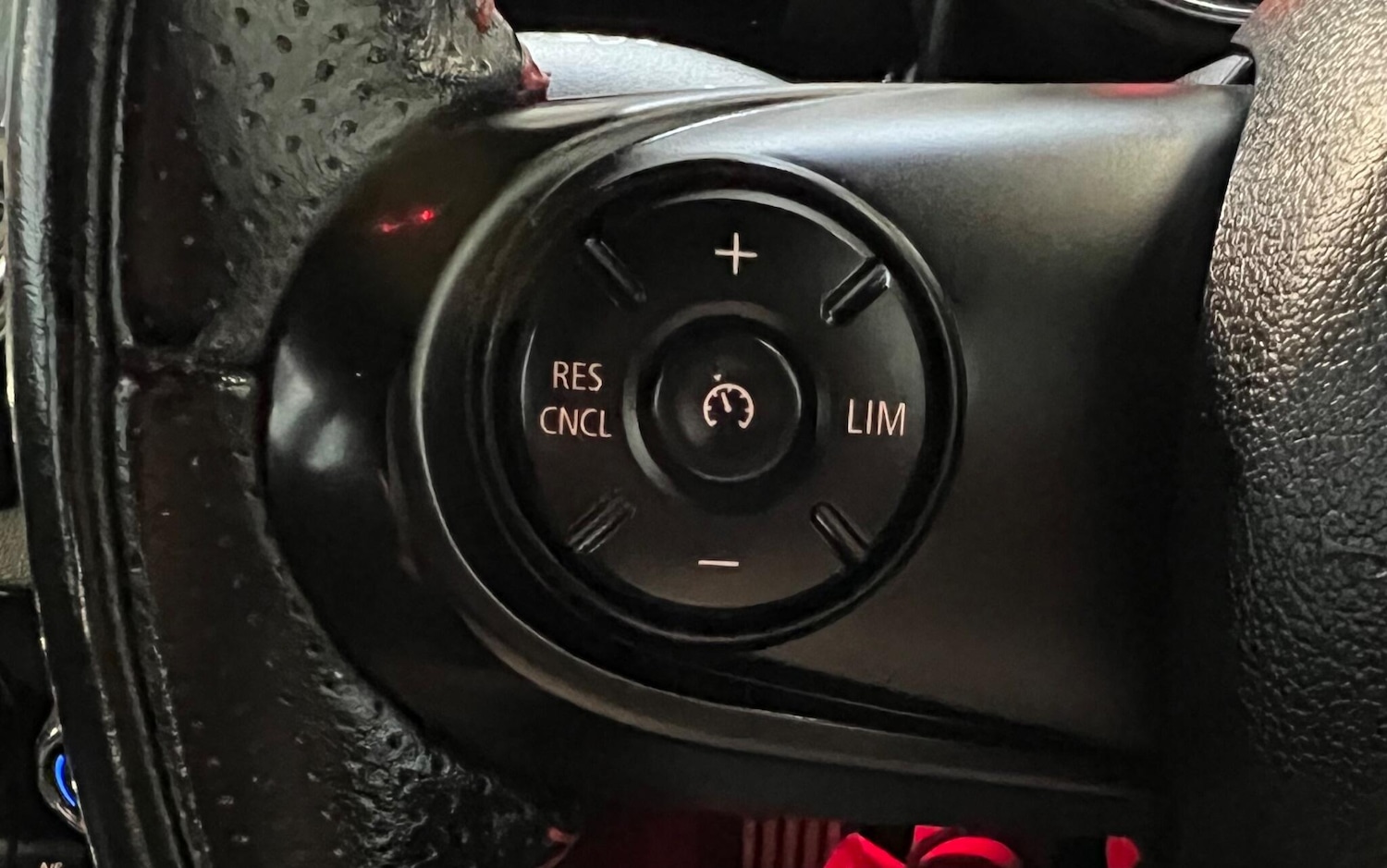 Used MINI Clubman 2018 for sale - 76935894: Photo 39