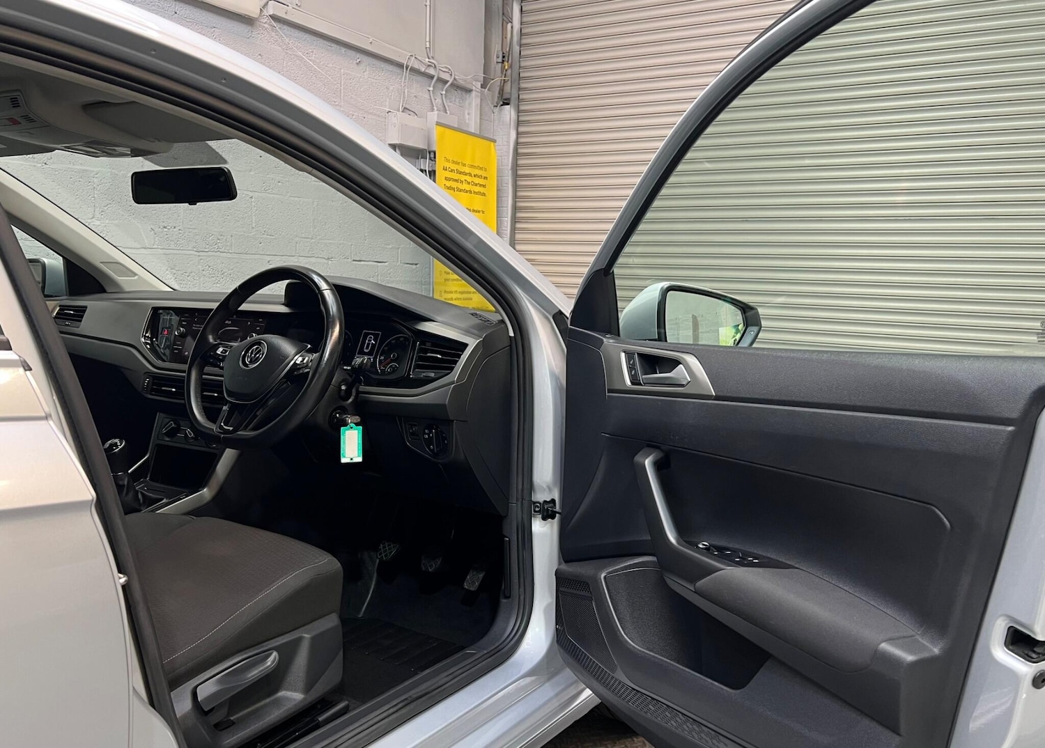 Used Volkswagen Polo 2021 for sale - 77633381: Photo 10