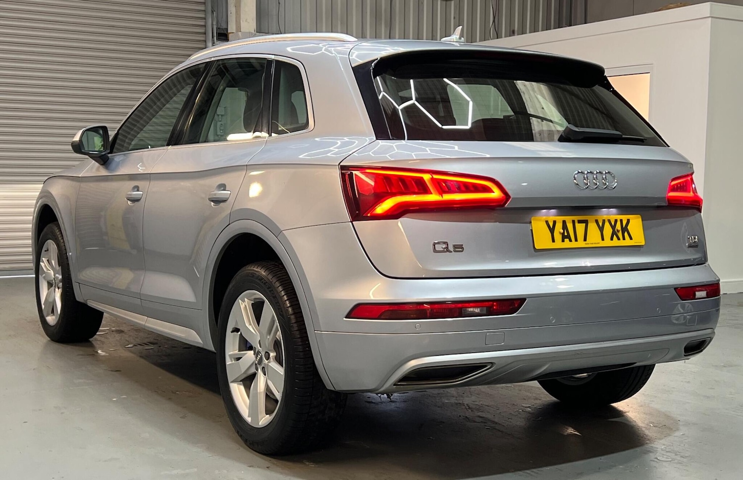 Used Audi Q5 2017 for sale - 77396147: Photo 4