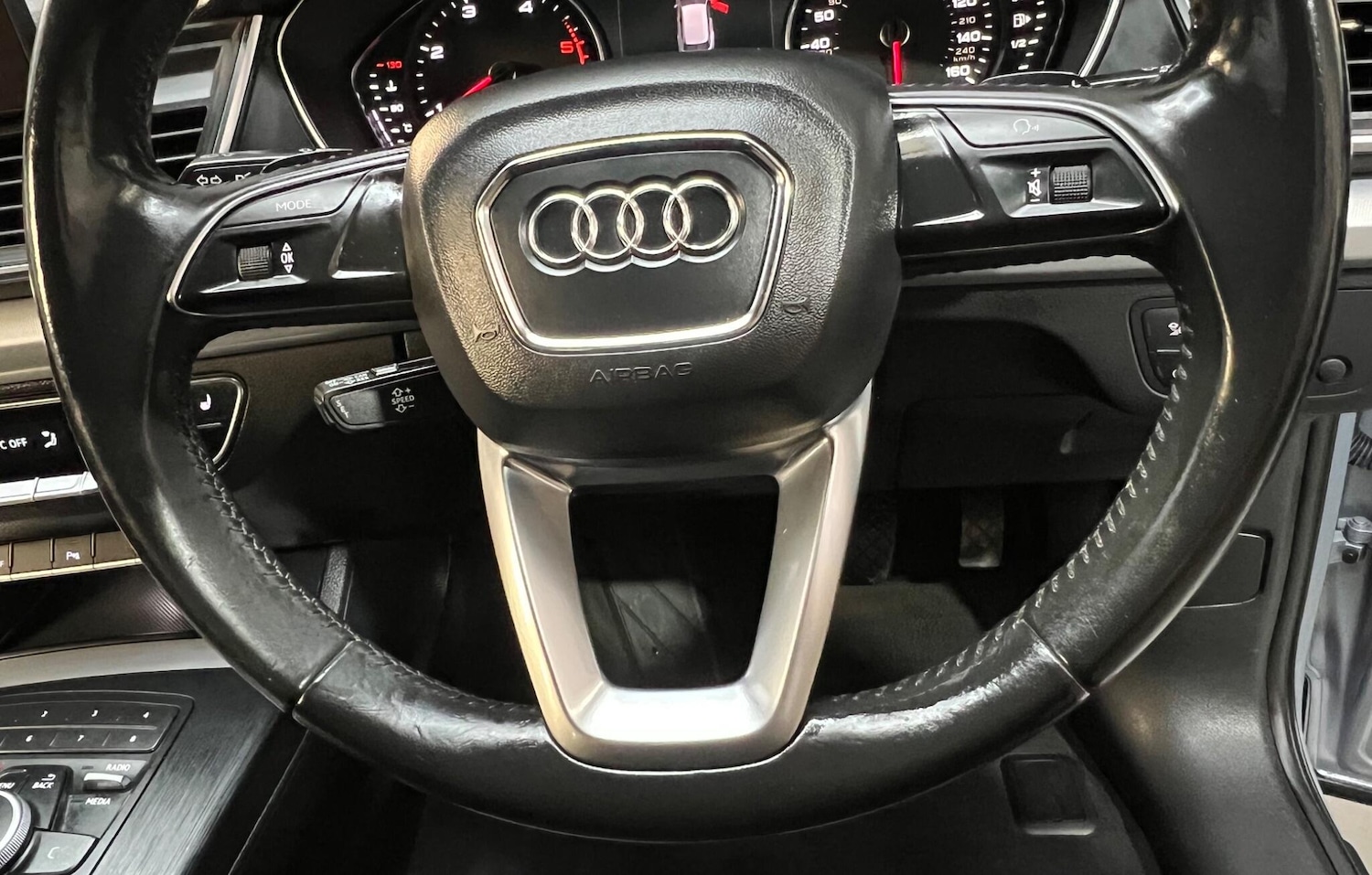 Used Audi Q5 2017 for sale - 77396147: Photo 40
