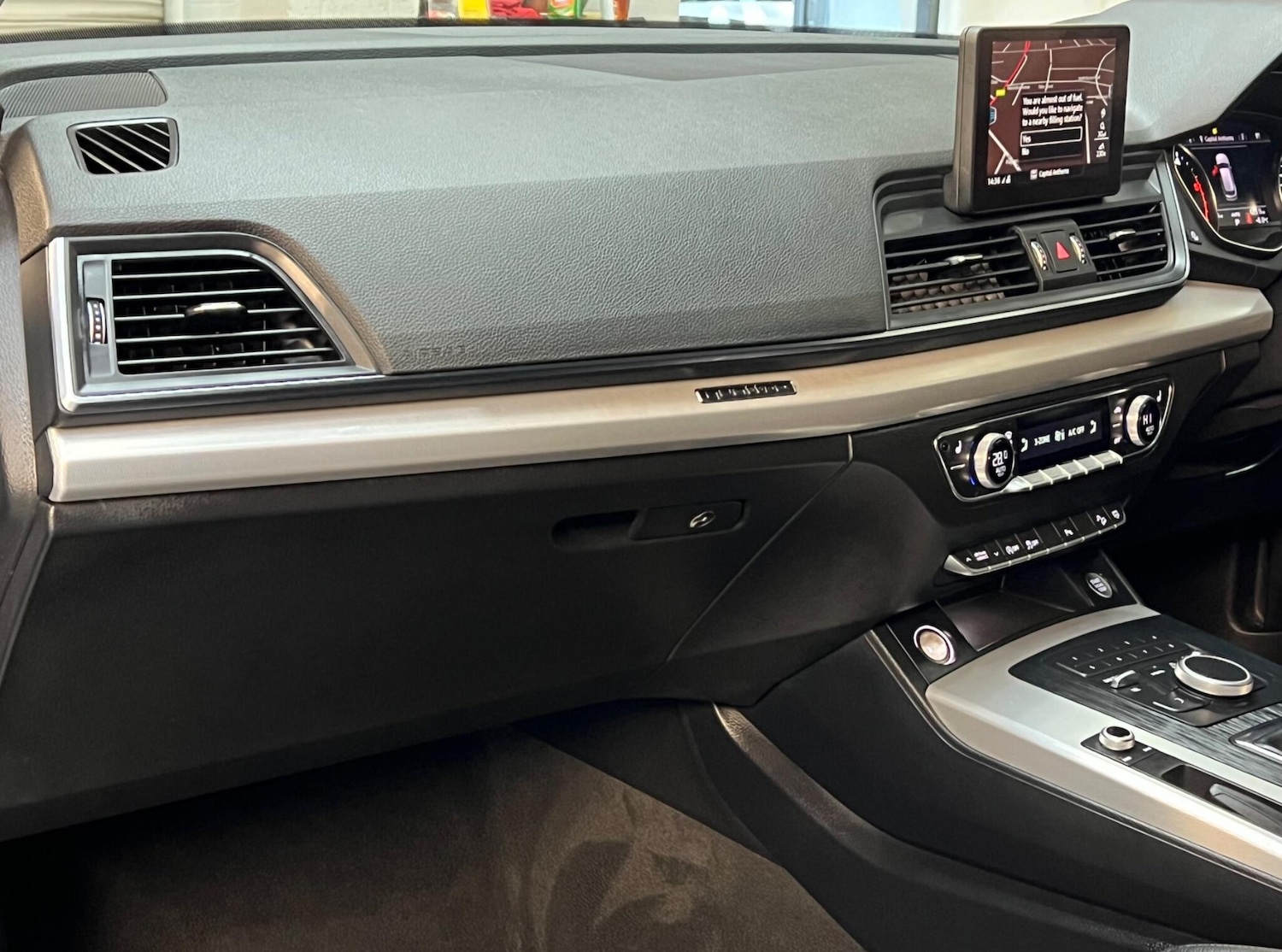 Used Audi Q5 2017 for sale - 77396147: Photo 53