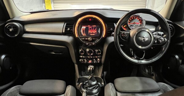 Used MINI Hatch 2018 for sale - 76122468: Photo 15