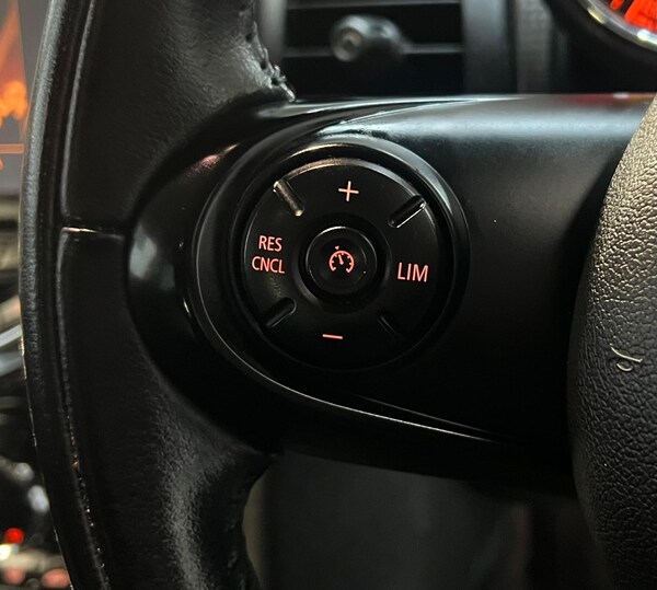 Used MINI Hatch 2018 for sale - 76122468: Photo 16