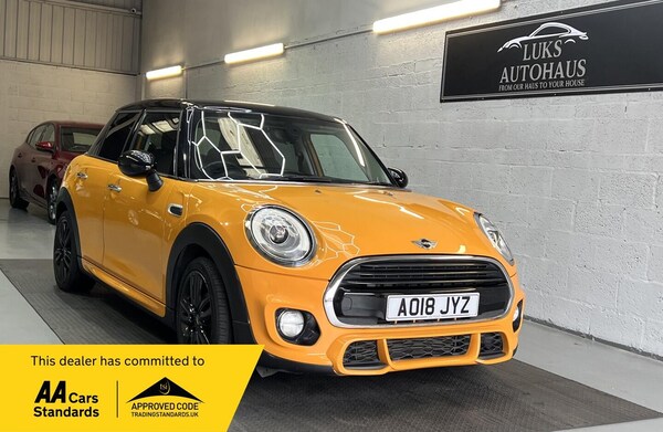 Used MINI Hatch 2018 for sale - 76122468: Photo 1