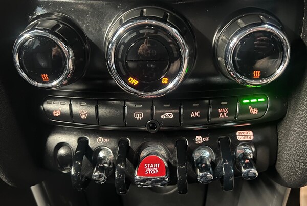 Used MINI Hatch 2018 for sale - 76122468: Photo 24