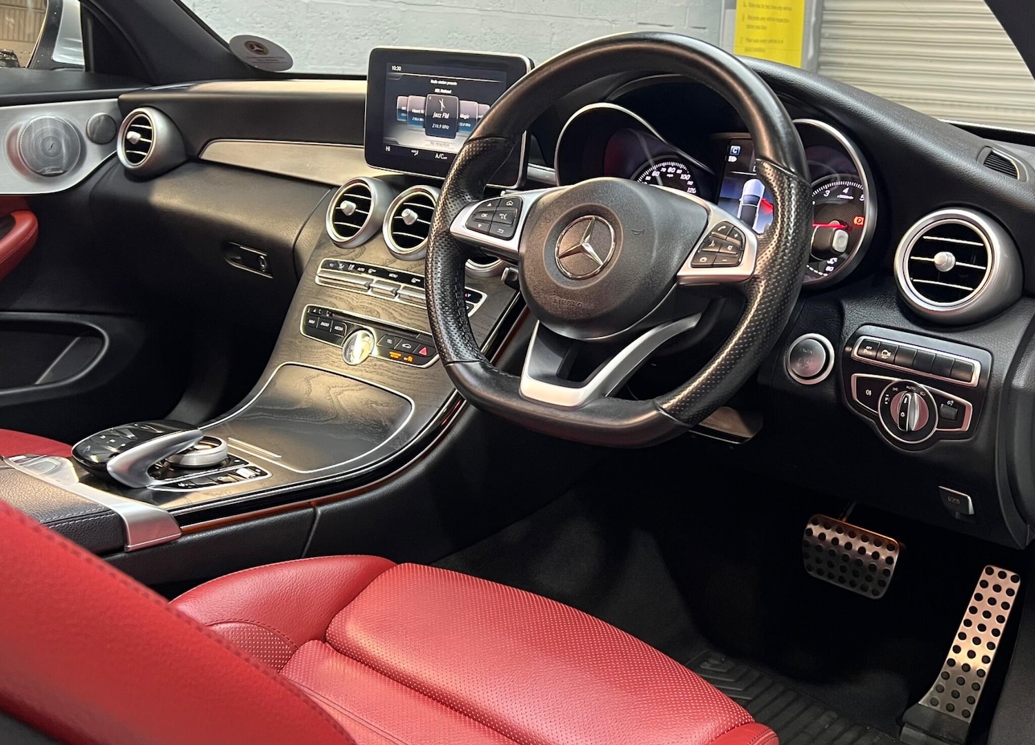 Used Mercedes-Benz C Class 2017 for sale - 77238599: Photo 11