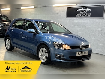 Used Volkswagen Golf 2016 for sale - 77015392: Photo