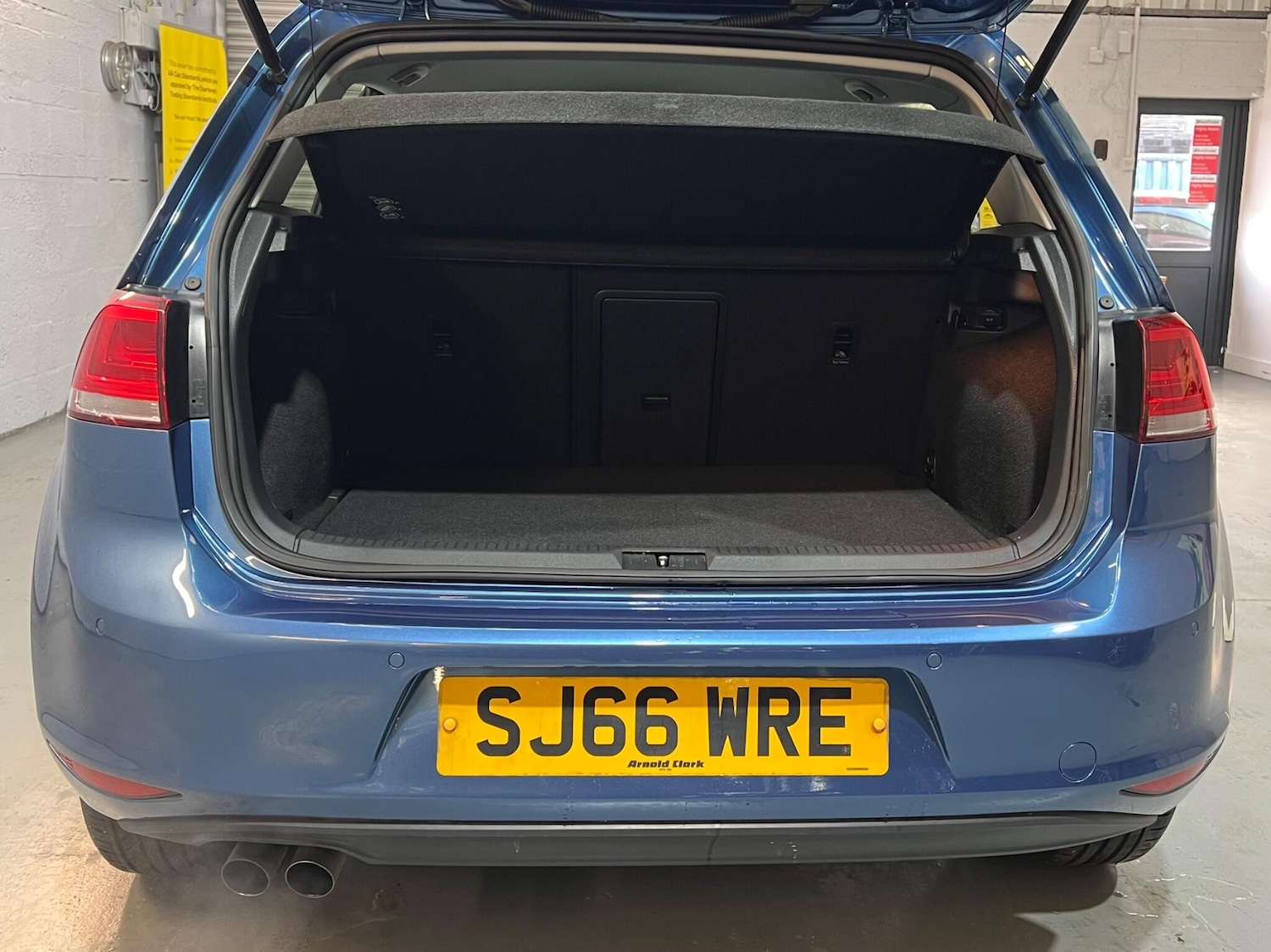 Used Volkswagen Golf 2016 for sale - 77015392: Photo 25