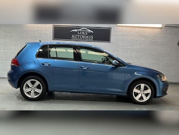 Used Volkswagen Golf 2016 for sale - 77015392: Photo