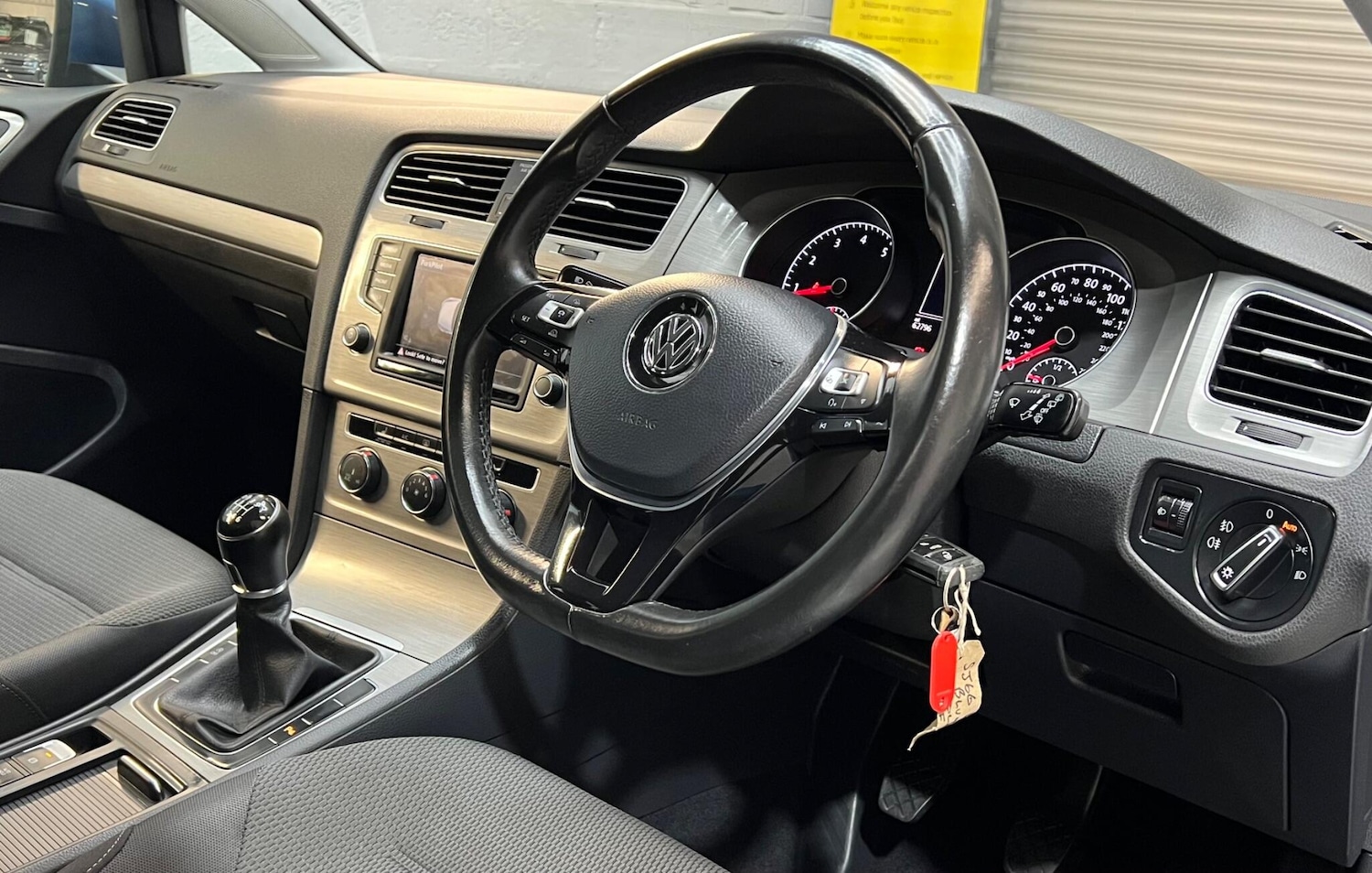 Used Volkswagen Golf 2016 for sale - 77015392: Photo 7