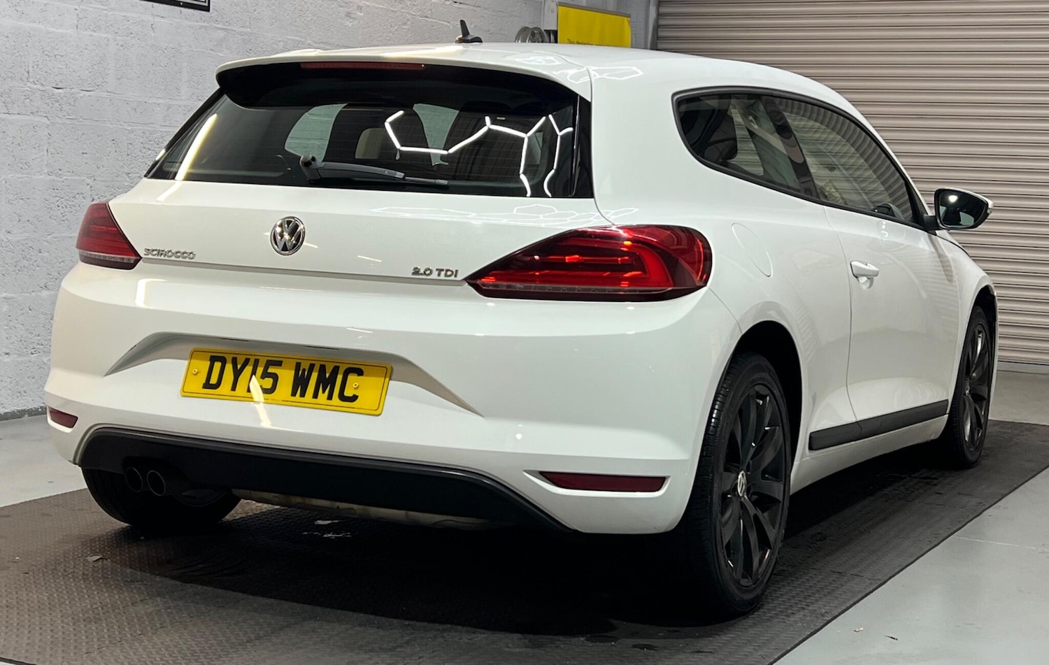 Used Volkswagen Scirocco 2015 for sale - 76619948: Photo 6