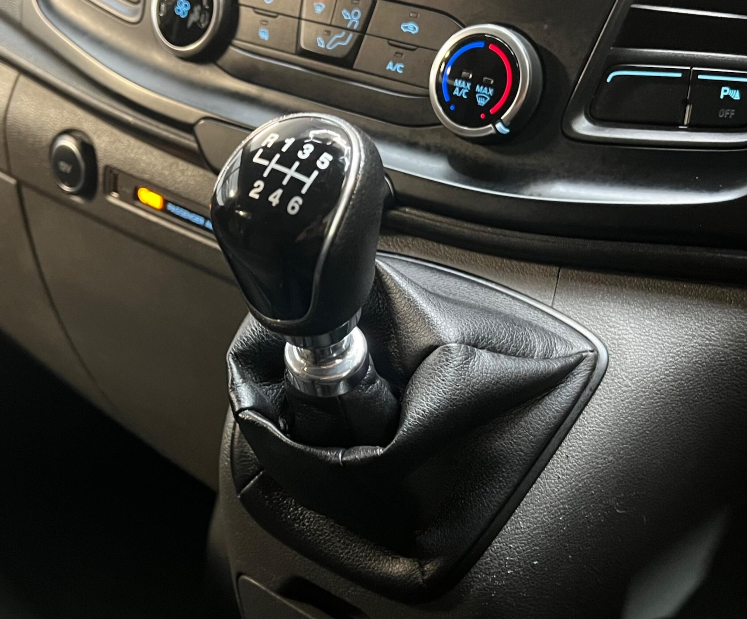 Used Ford Transit Custom 2018 for sale - 76521940: Photo 18