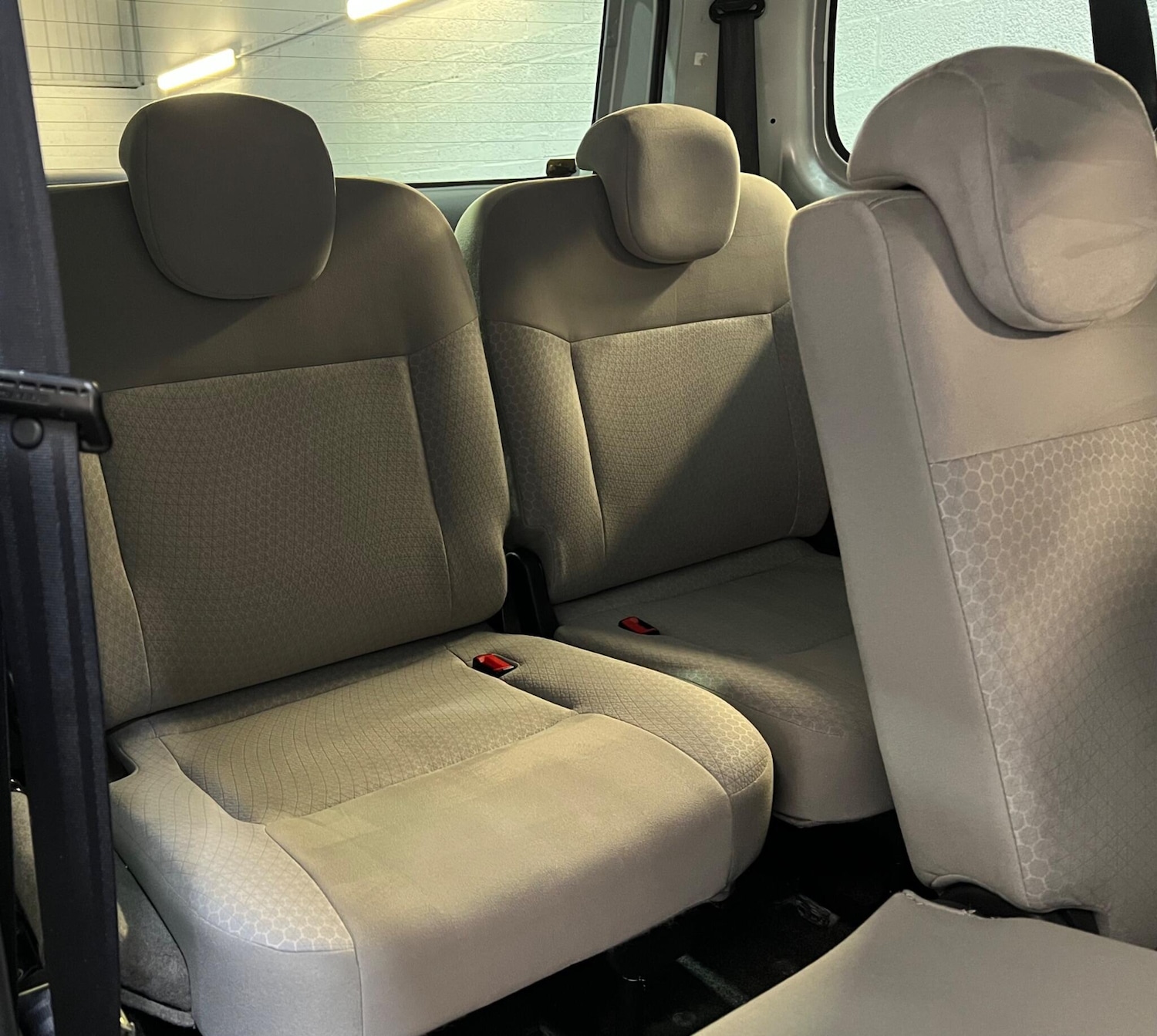 Used Nissan e-NV200 2016 for sale - 76666576: Photo 22