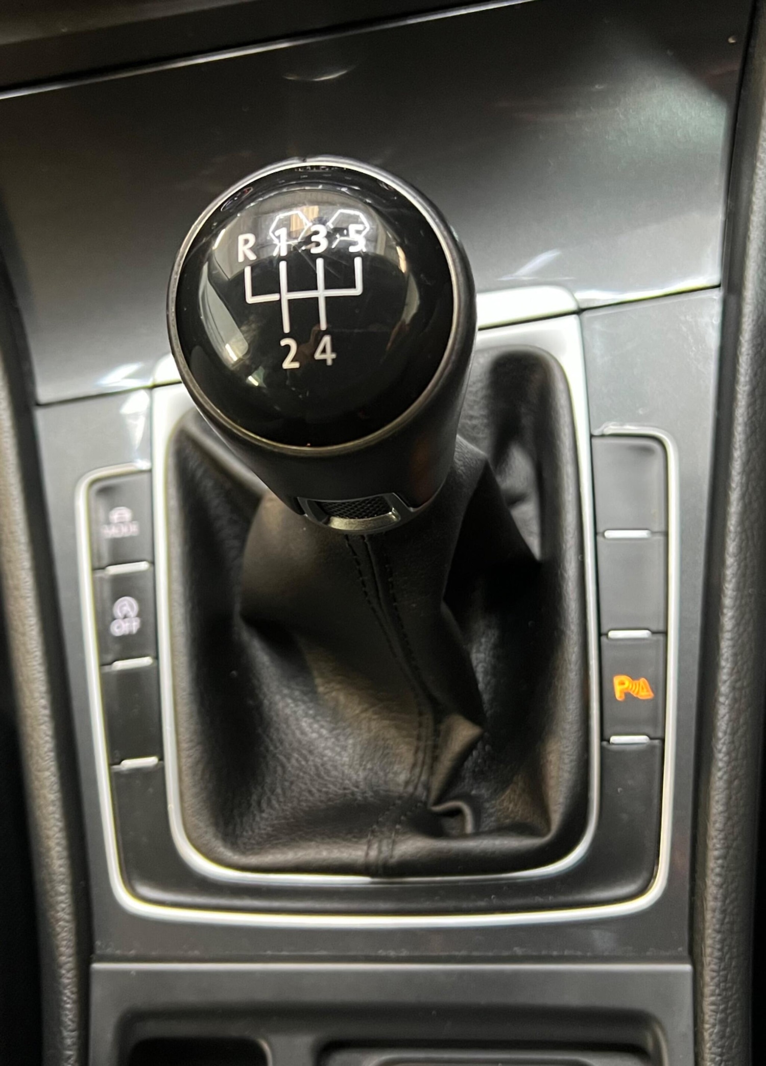 Used Volkswagen Golf 2019 for sale - 77081507: Photo 25