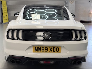 Used Ford Mustang 2019 for sale - 78759510: Photo