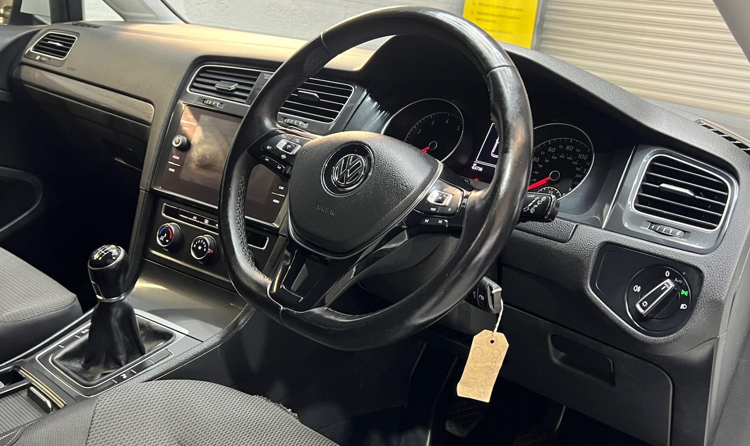 Used Volkswagen Golf 2018 for sale - 77633605: Photo 24