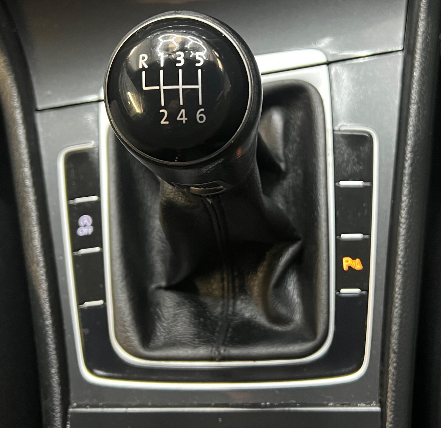 Used Volkswagen Golf 2018 for sale - 77633605: Photo 9