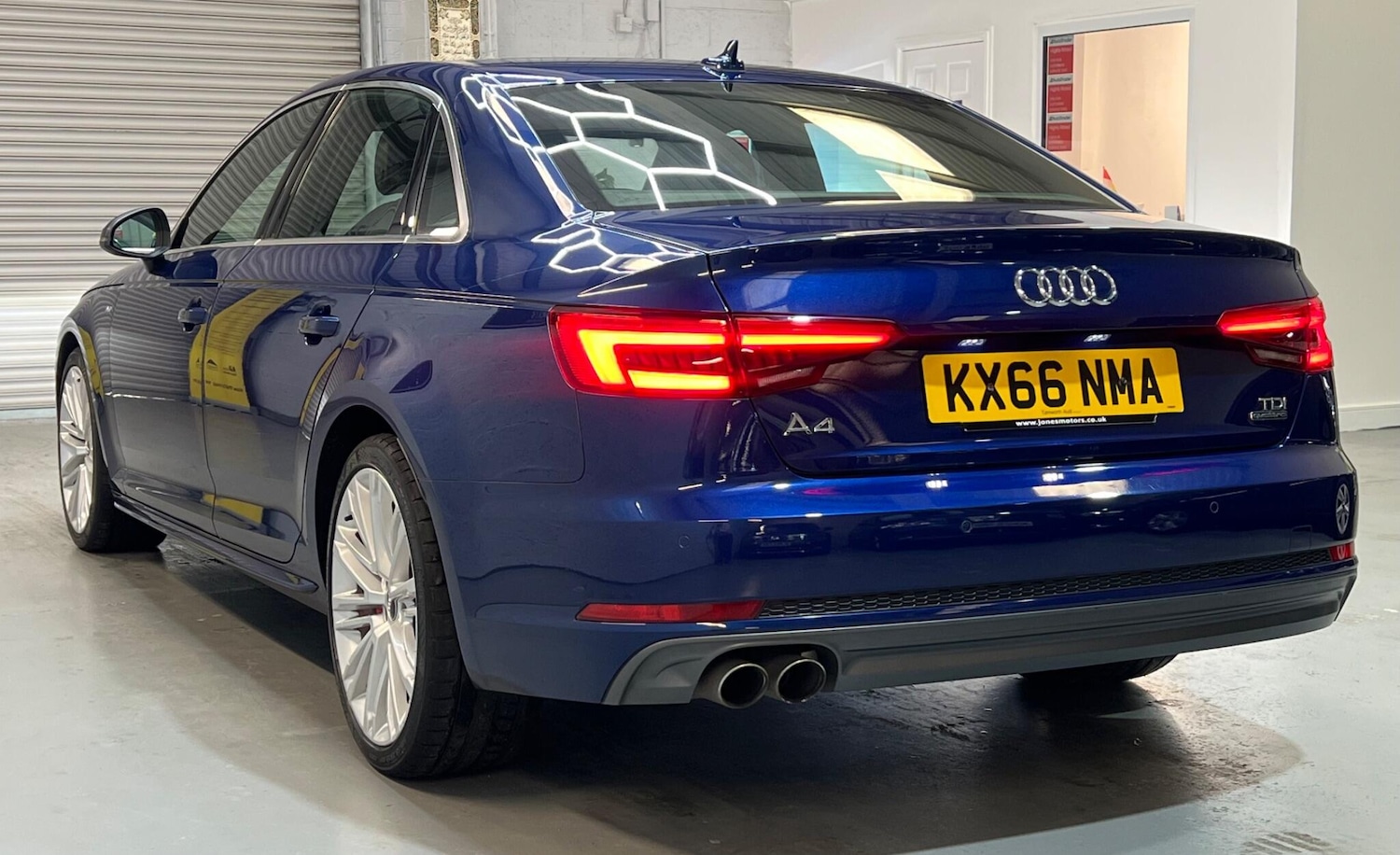 Used Audi A4 2016 for sale - 77559486: Photo 4