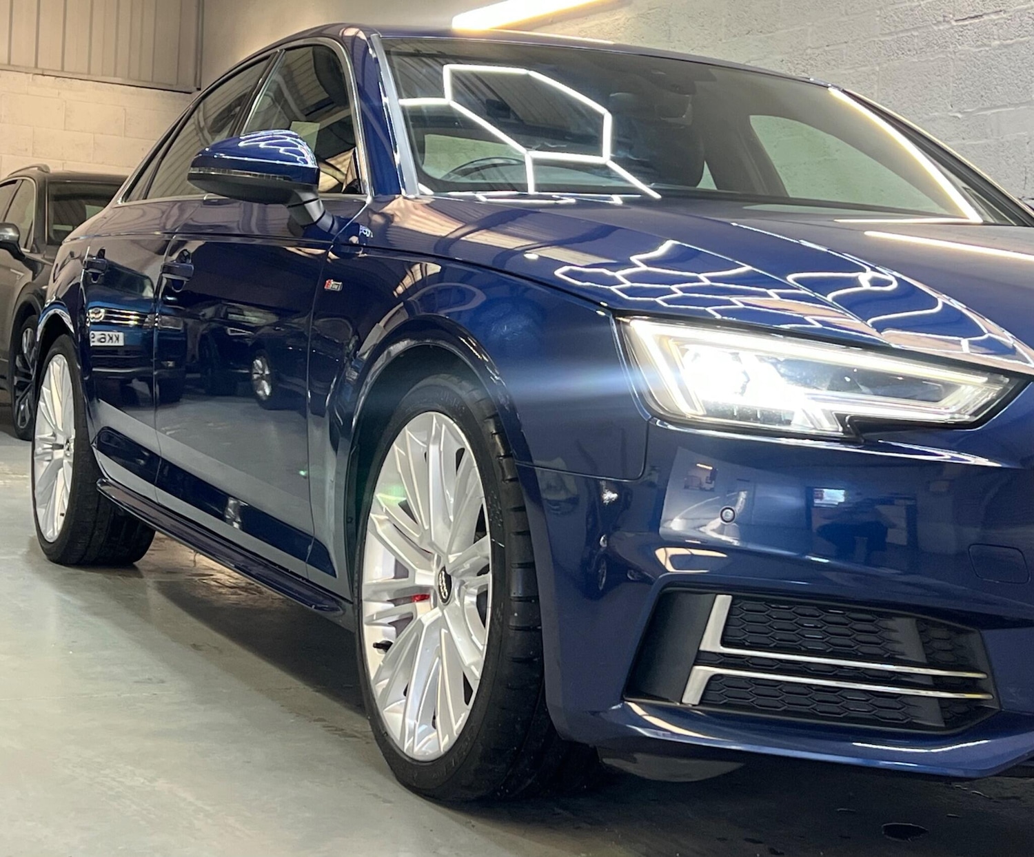 Used Audi A4 2016 for sale - 77559486: Photo 7