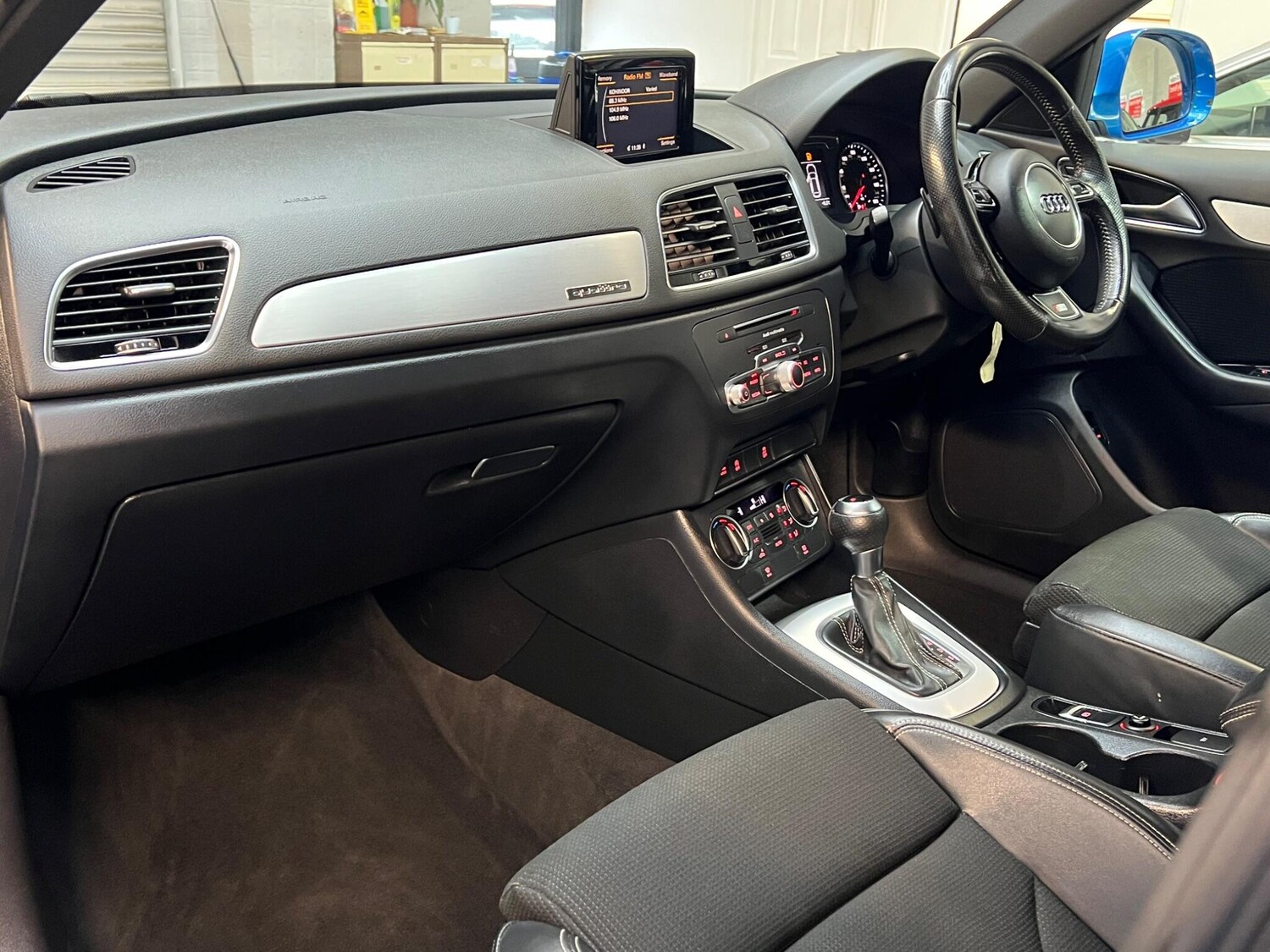 Used Audi Q3 2016 for sale - 77478520: Photo 10